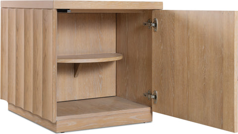 Hooker Furniture Living Room Commerce and Market Willow End Table