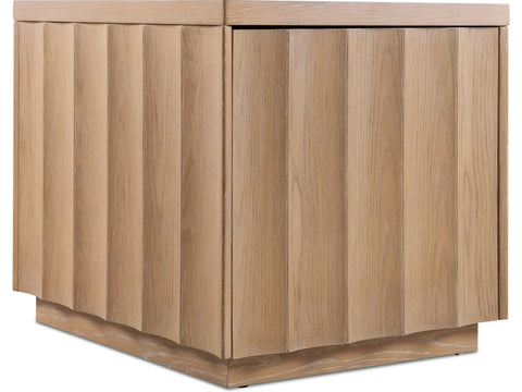 Hooker Furniture Living Room Commerce and Market Willow End Table
