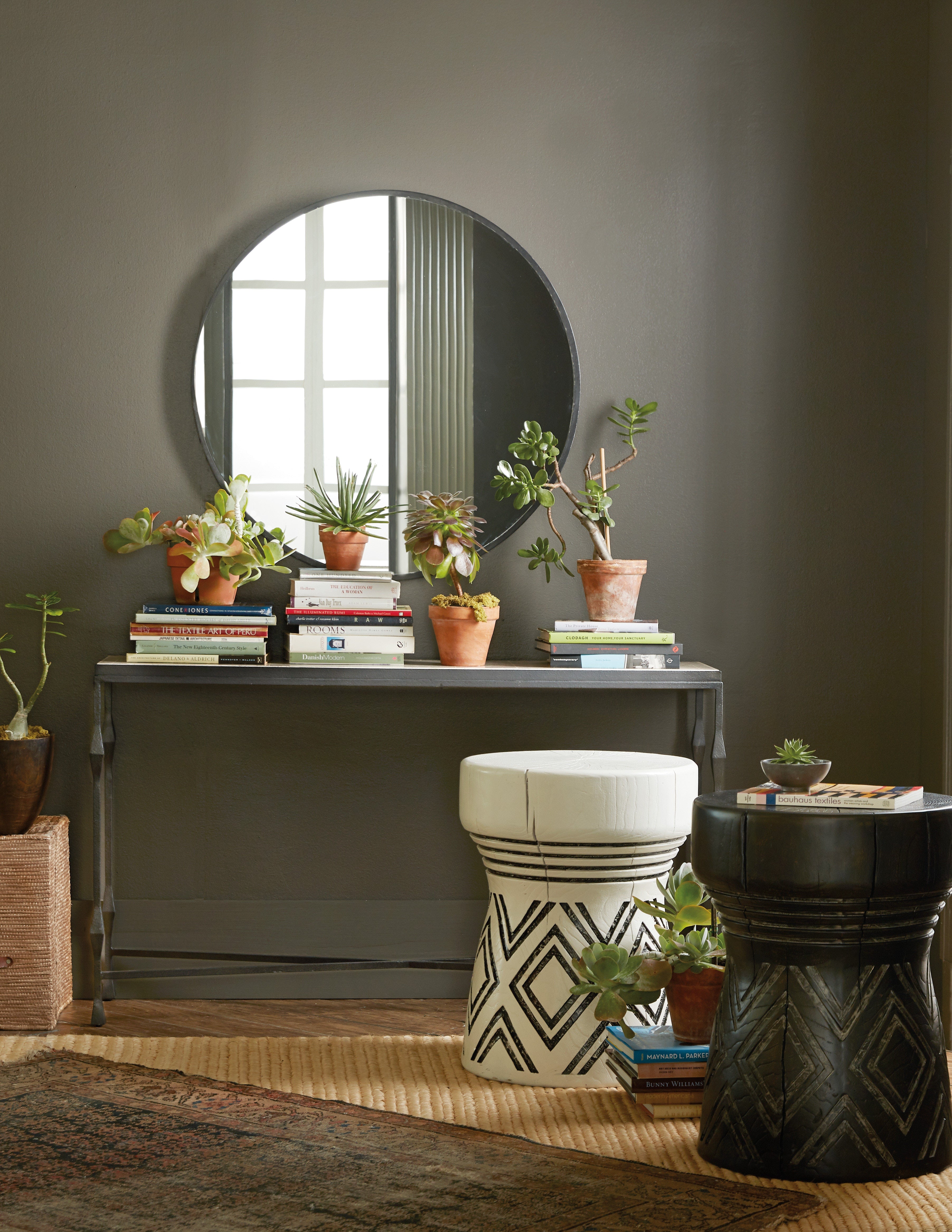 Hooker Furniture Living Room Commerce & Market Carved Stump Side Table