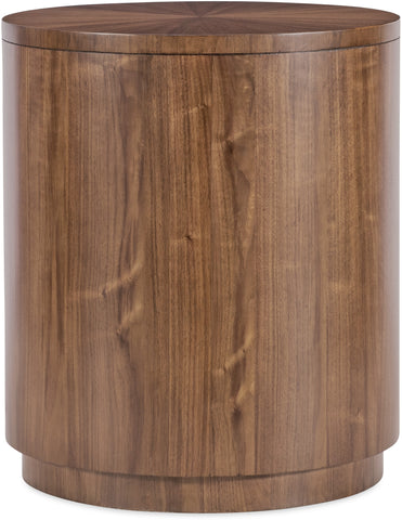 Hooker Furniture Bedroom Eleana Round Nightstand