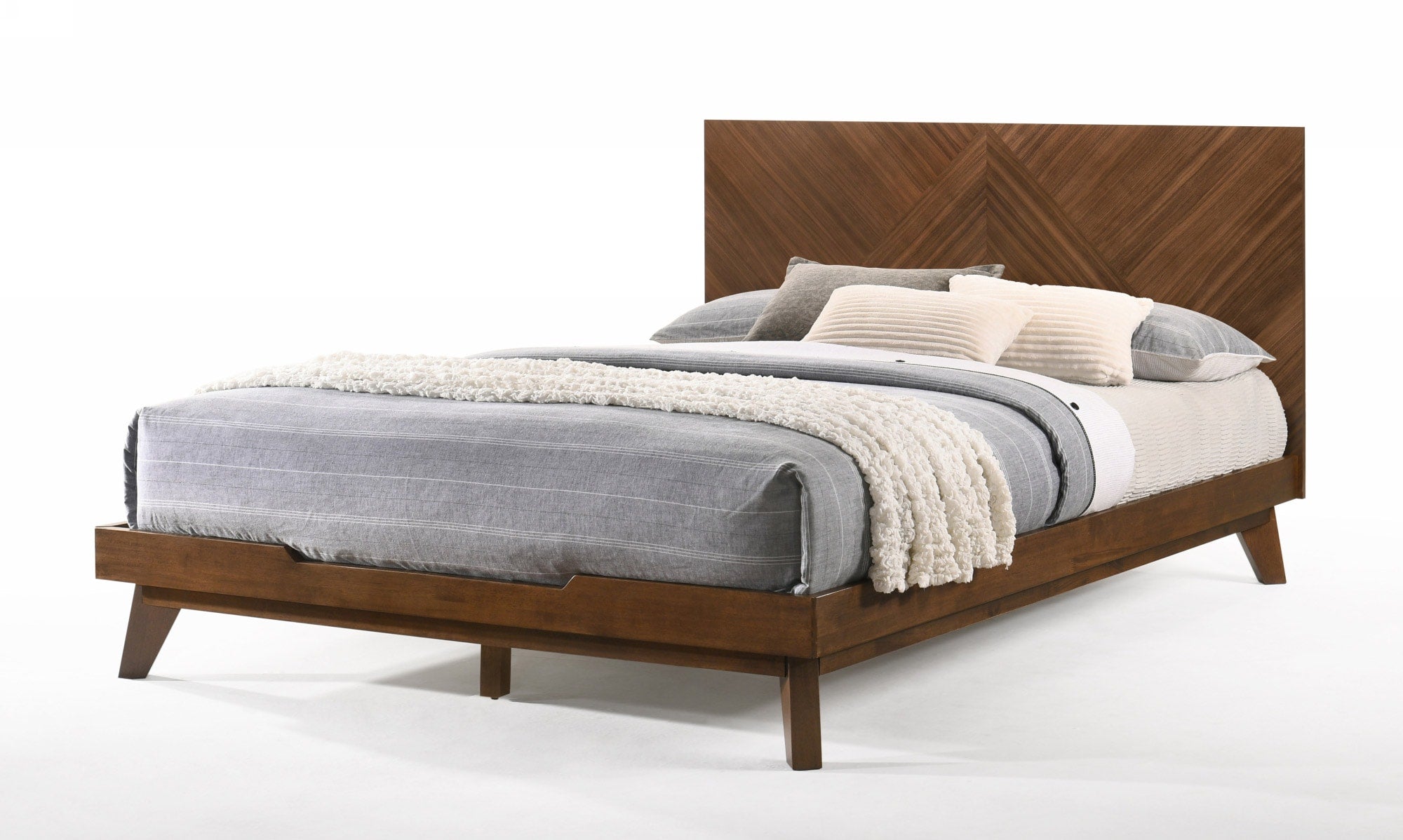 Eastern King Nova Domus Soren Modern Walnut Bed Model VGMABR-89-EK