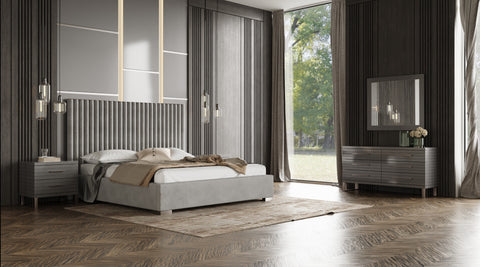 Modrest Splendor Silver & Grey Velvet Upholstered Platform Bed Set Model VGVCBD20256-BED-SET