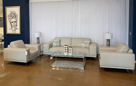 Modrest Braxton Contemporary Clear Wave Glass Coffee Table Model VGGMCT-1676-CT