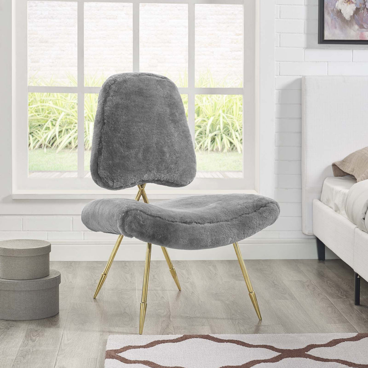 Ponder Upholstered Sheepskin Fur Lounge Chair Modway Model: eei-2810