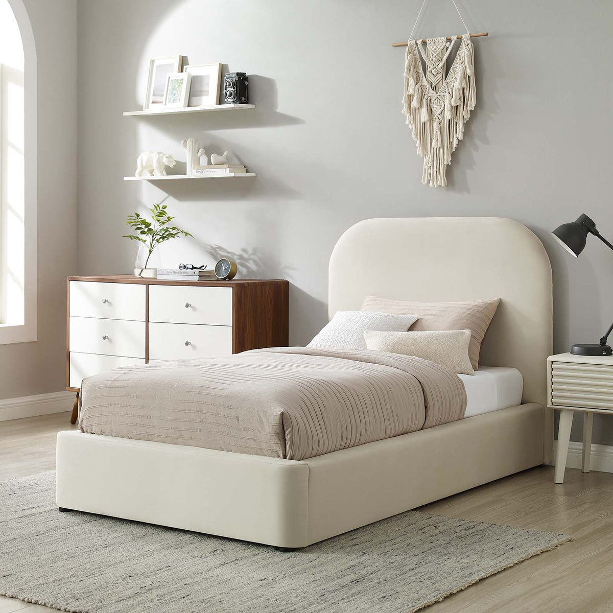 Keynote Performance Velvet Curved Platform Bed Modway Model: mod-7137