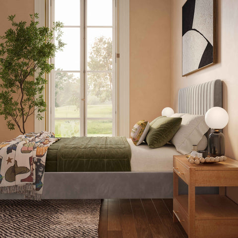 Angela Grey Bed in Full Model: TOV-B68160