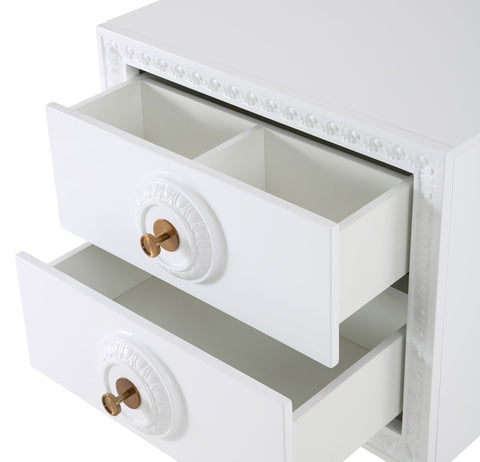 Bovey White Lacquer Side Table Model: TOV-L5525