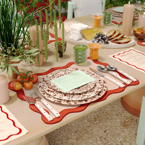 Scalloped Edge Rust and Orange Cotton Placemat - Set of 4 Model: TOV-T18678