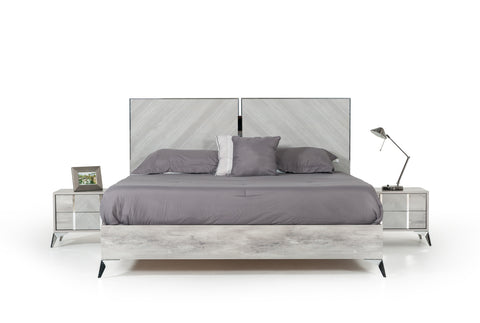 Nova Domus Alexa Italian Modern Grey Bed & 2 Nightstands Set Model VGACALEXA-BEDNS-SET