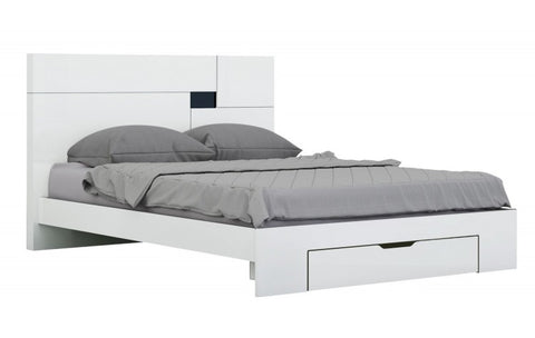 Aria - White 4PC Bedroom SetModel:  ARIA-SET-WHITE