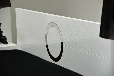 A&X Ovidius Modern White Crocodile Lacquer Bed Model VGUNAW223-180