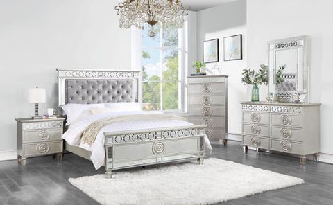 Varian Gray Velvet, Silver & Mirrored Finish Full Bed Model BD01411F By ACME Furniture