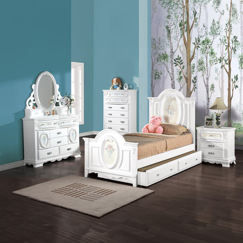 Flora Dresser