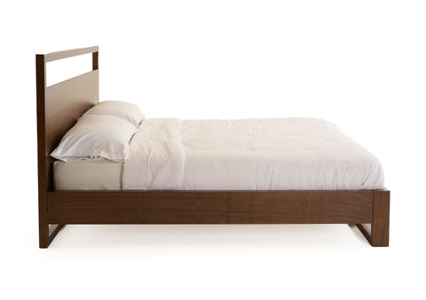Nova Domus Berlin Modern Walnut Bed Model VGMABR-92