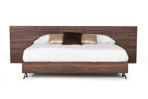 Queen Nova Domus Brooklyn Italian Modern Walnut Bed Model VGACBROOKLYN-BED-Q