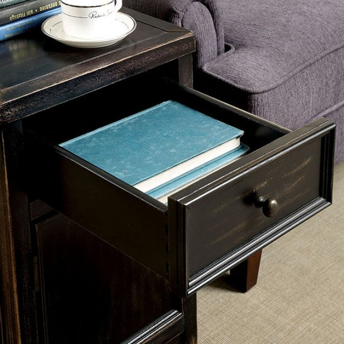 MEADOW SIDE TABLE
