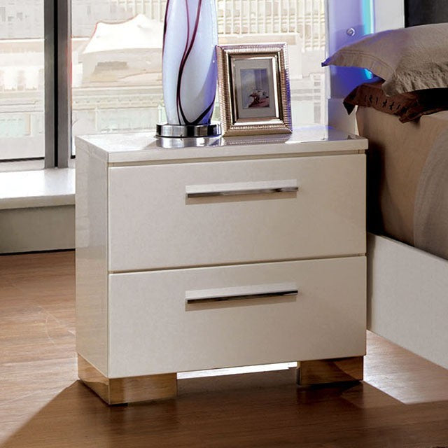 CLEMENTINE NIGHT STAND
