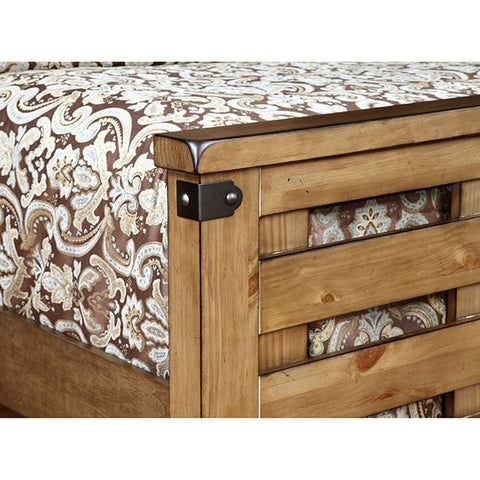 AVANTGARDE BED