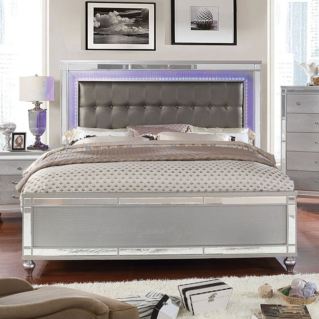 Brachium Bed Model Cm7977Sv-Queen Bed By Furniture Of America 