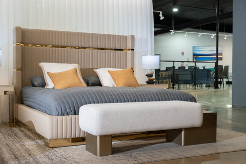 Modrest Triumph Contemporary Off White Fabric & Antique Brass Bench Model VGFA-CH2500