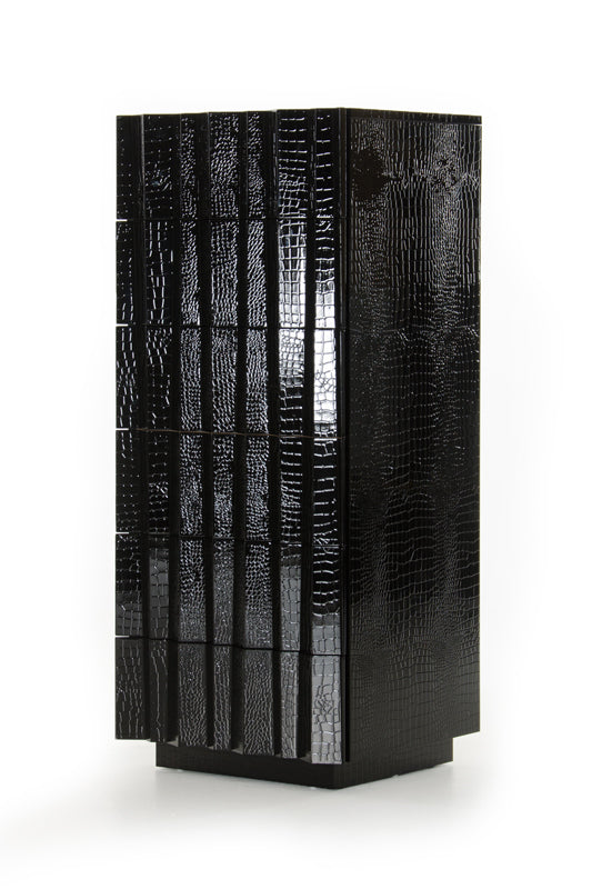 A&X Emphasis Black Crocodile Chest Model VGUNAW558-52-BLK