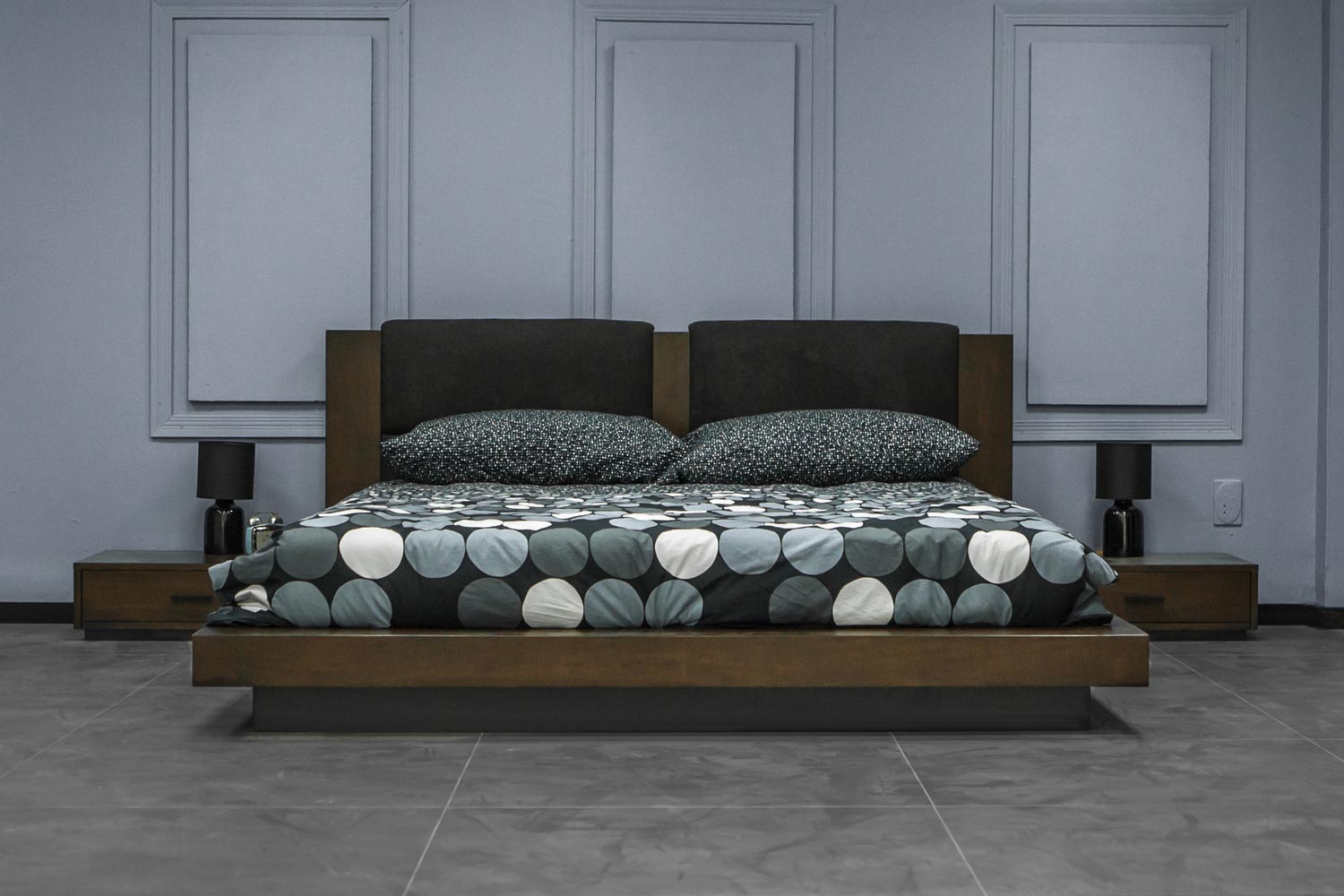 Nova Domus Fantasia Queen Walnut | Dark Grey Bed And Two Nightstands Model VGWDHL-W01-BED-2NS-Q