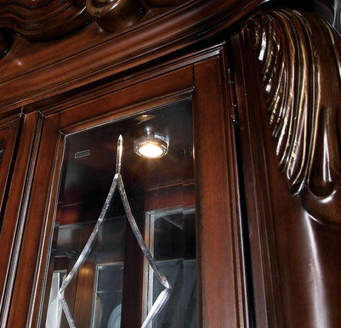MANZANITA HUTCH & BUFFET