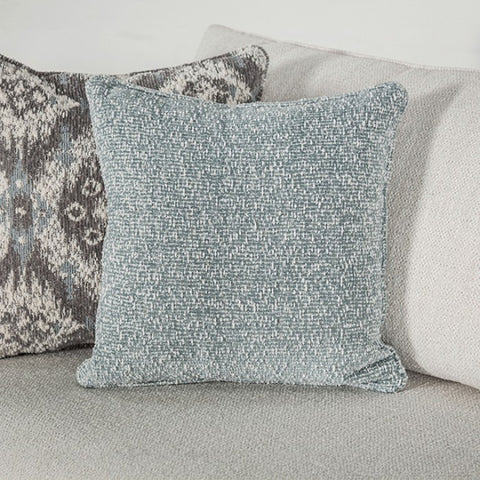 QUEENSBURY LOVESEAT