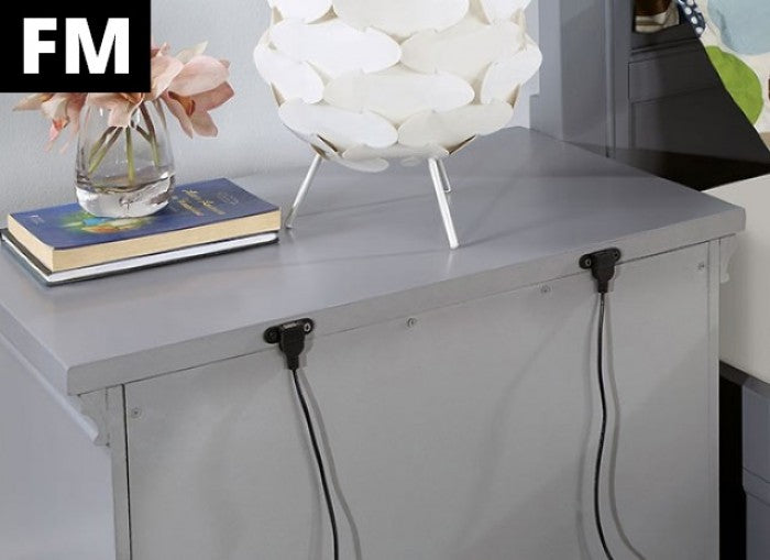 CASTLILE NIGHT STAND