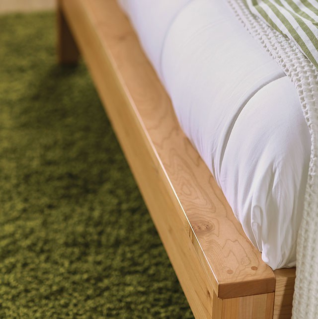 WILLAMETTE BED