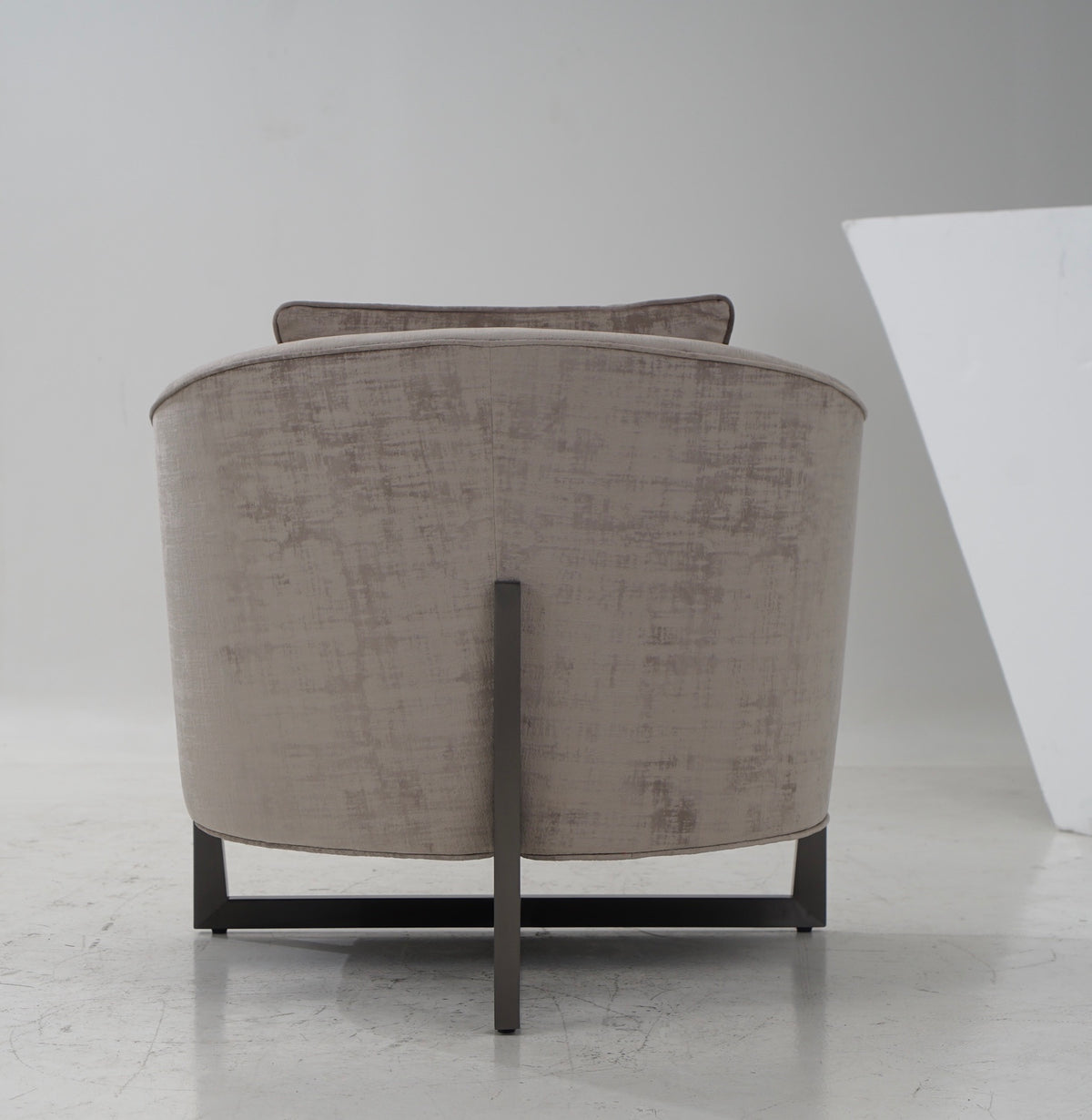 Modrest Forbis Contemporary Light Grey Fabric Accent Chair Model VGCSFORBIS-LGB-CH