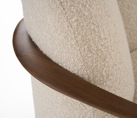 Modrest Fortuna Mid Century Modern Off White Fabric & Walnut Accent Chair Model VGCS-LC-21060-OFWHT