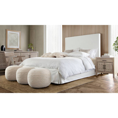 Savannah 58" Eastern King Slipcover Bed in White Linen Fabric By Diamond Sofa