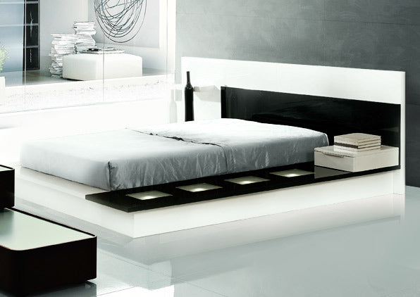 Impera Modern Black And White Lacquer Walk On Platform Bed  Model VGWCIMPERA