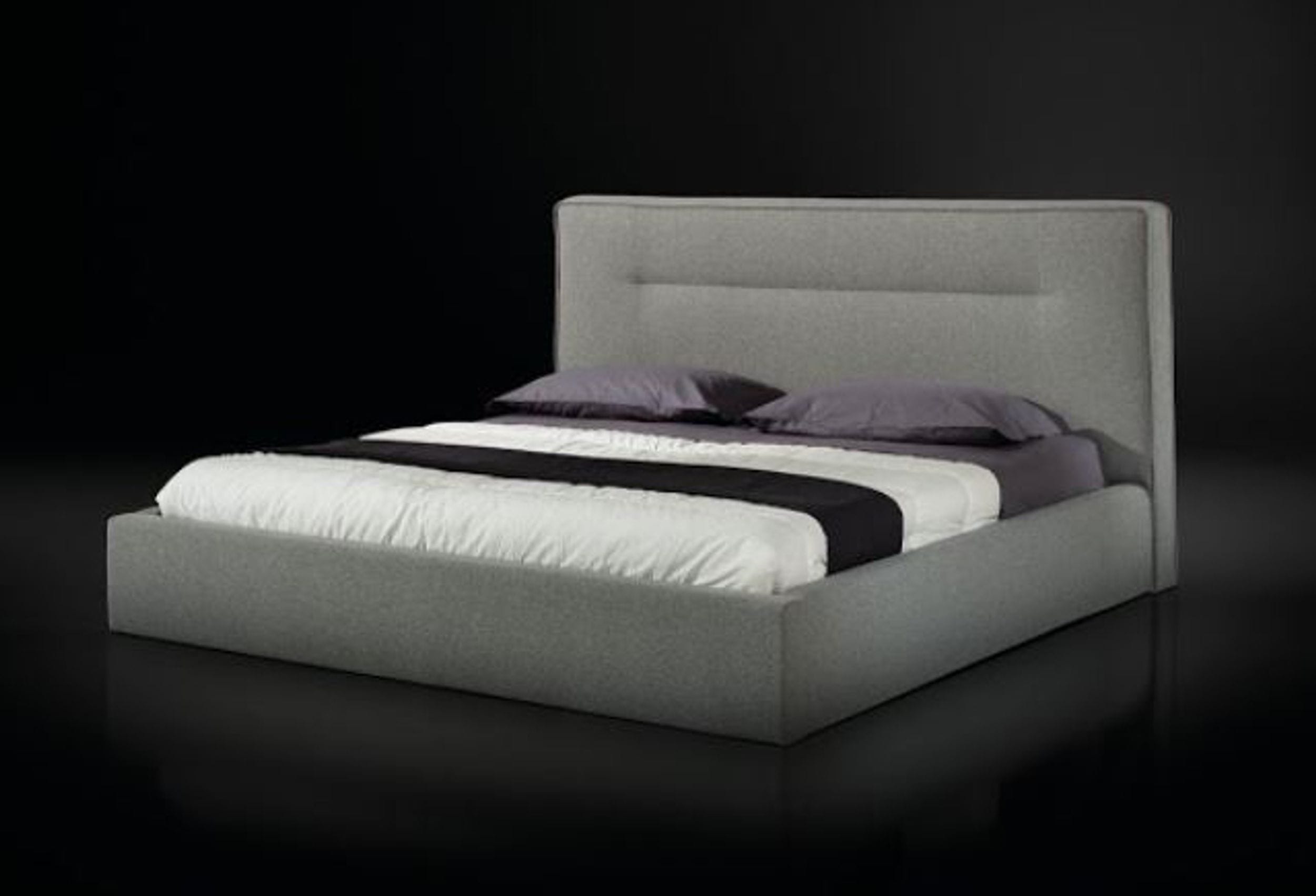 Nova Domus Juliana Eastern King Italian Modern Grey Upholstered Bed Model VGACJULIANA-GRY-BED-EK