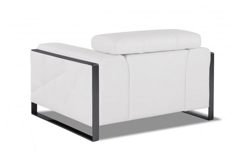 903 DivanItalia White Chair – Top Grain Italian LeatherModel:  903-WHITE-CH