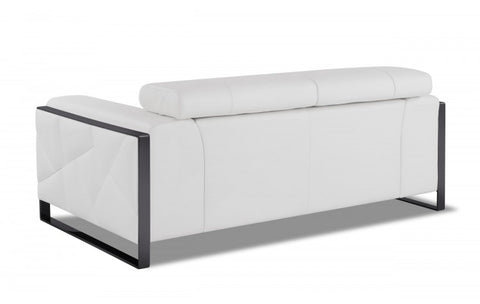 903 DivanItalia White Sofa and Loveseat Set – Top Grain Italian LeatherModel:  903-WHITE-2PC