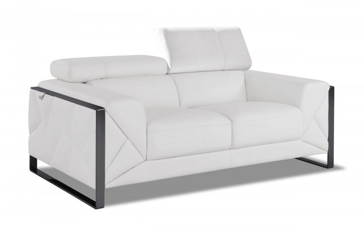 903 DivanItalia White Loveseat – Top Grain Italian LeatherModel:  903-WHITE-L