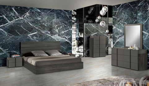 Nova Domus Lucia Eastern King Italian Modern Matte Grey  |  Elm Grey Bed Model VGACLUCIA-GRY-BED-EK