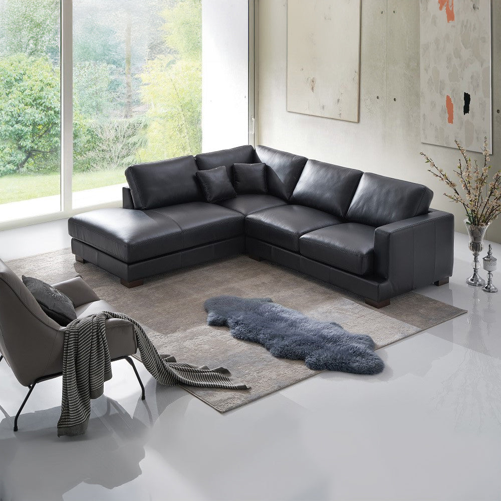 Geralyn Sectional Sofa W/2 Pillows