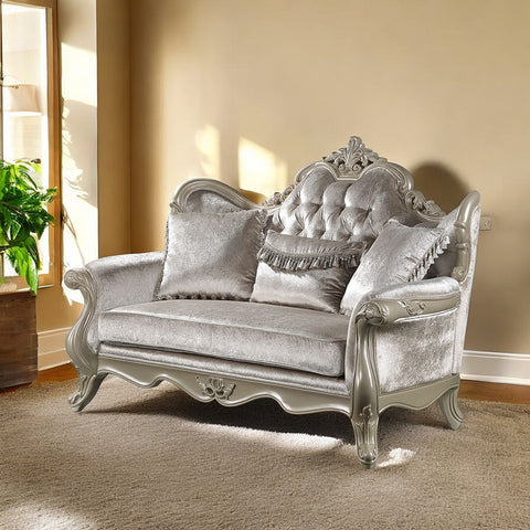 Libertee Loveseat w/3 Pillows