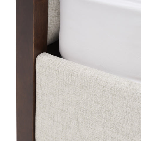 Modrest Manhattan Contemporary Canopy Brown Oak Bed  Model VGMA-BR-127-BED-CRY