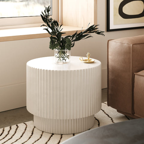 Modrest Gruver Modern White Concrete End Table Model VGGR-674650-WHT