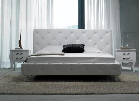 Queen Monte Carlo Modern White Leatherette Bed With Crystals Model VGJYMONTECARLO-WHT-C-Q