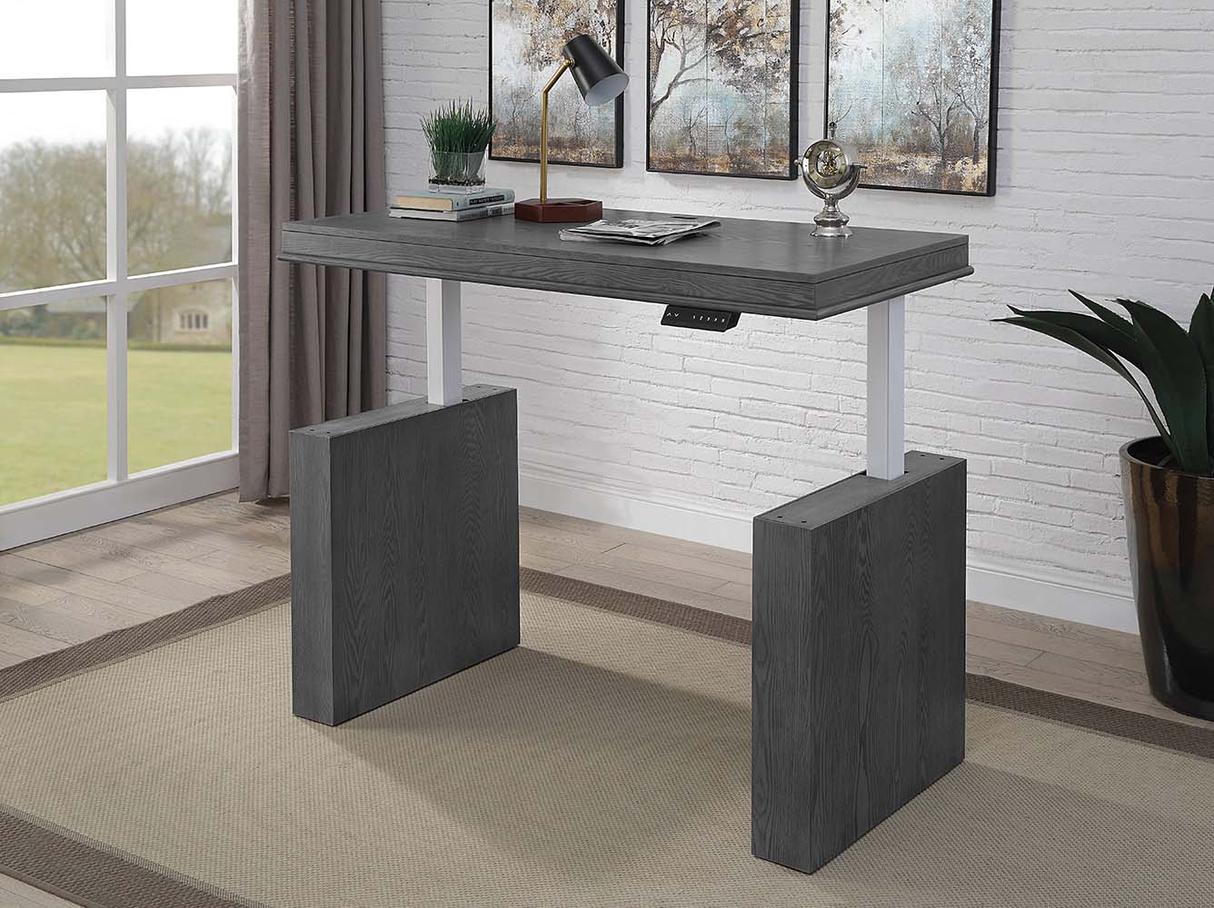 Vildreir Writing Desk