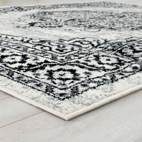 SERANG AREA RUG