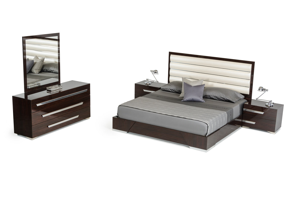 Nova Domus Romano Italian Modern Ebony Mirror Model VGACROMANO-MIR