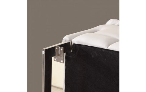 636 DivanItalia Light Gray Chair – Top Grain Italian LeatherModel:  636-LIGHT-GRAY-CH