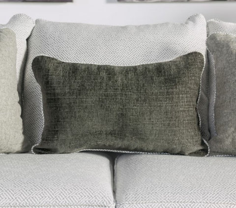 SKYLINE LOVESEAT