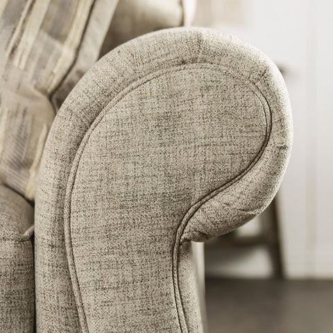 AMAYA LOVESEAT